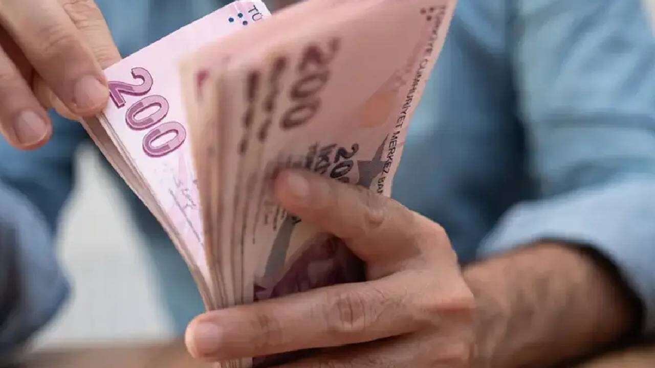 Meclis'te yeni kademeli emeklilik adımı: 1999-2008 arası sigortalı olanlar dikkat, emeklilik teklifinde 7.200 gün detayı! 15